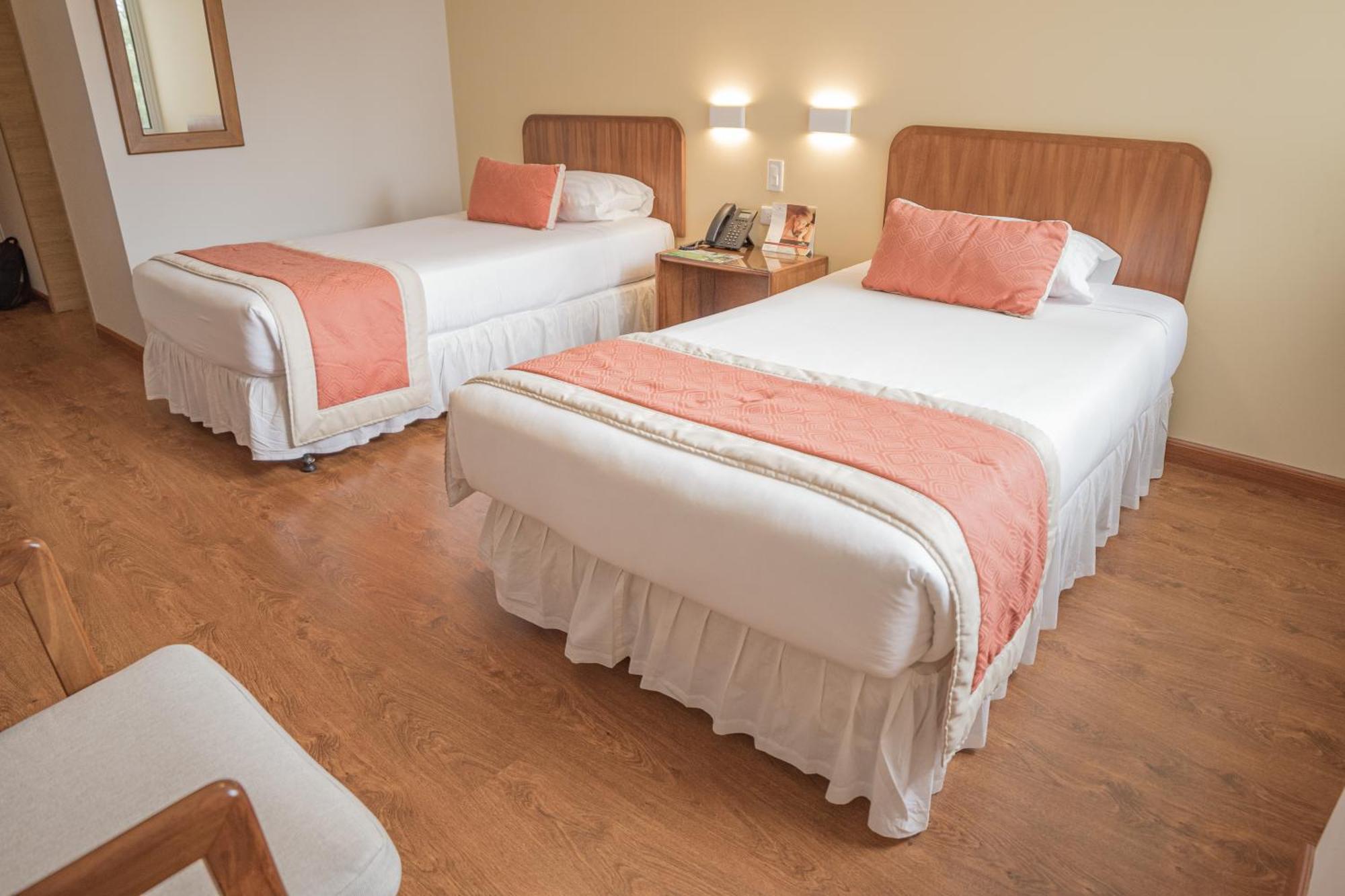 Hotel أمباتو المظهر الخارجي الصورة